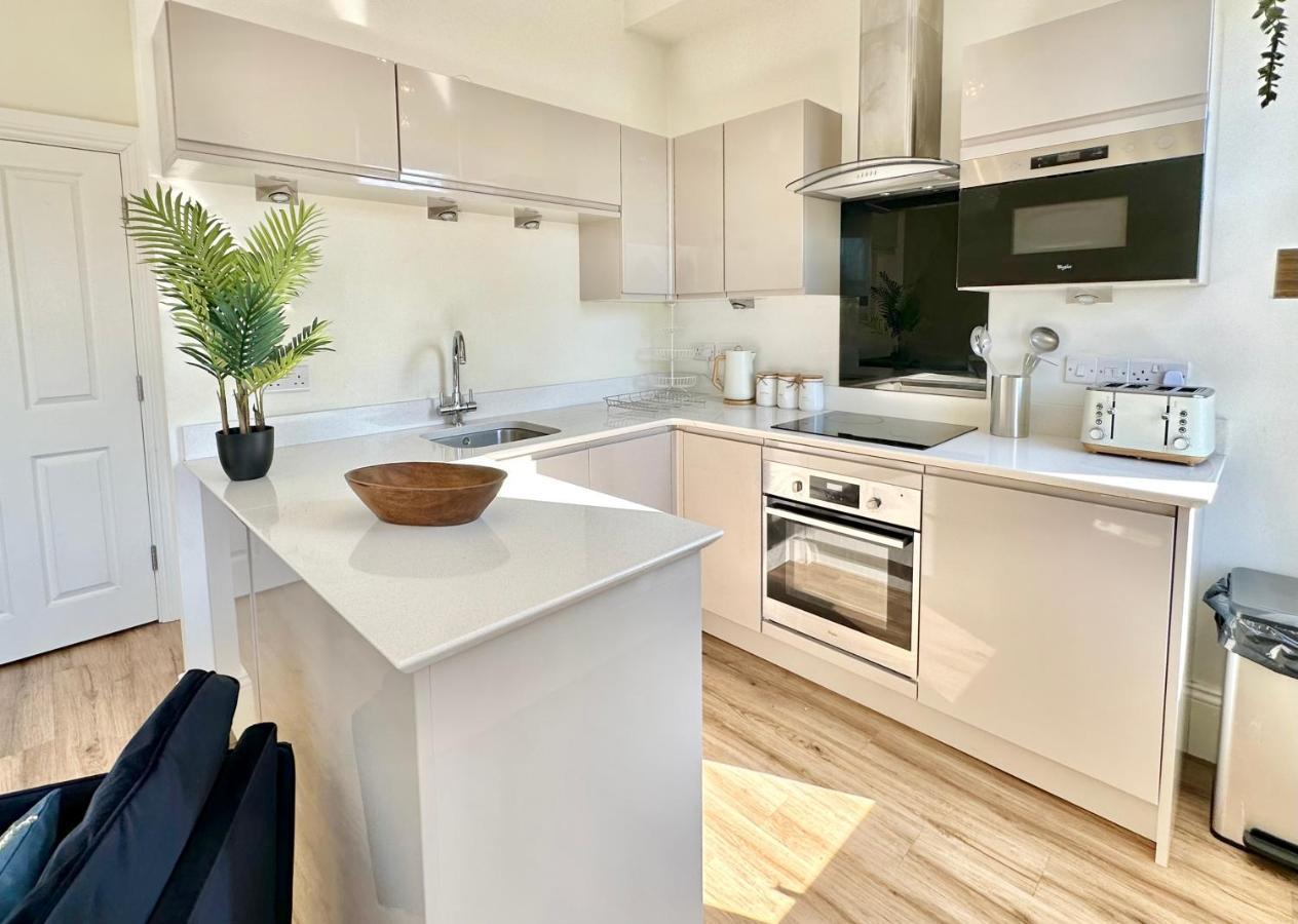 Clifford'S Reach At Bluebridge Court With Free Parking Apartment York Exterior foto