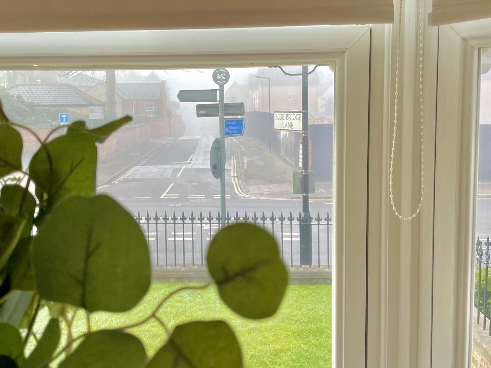 Clifford'S Reach At Bluebridge Court With Free Parking Apartment York Exterior foto