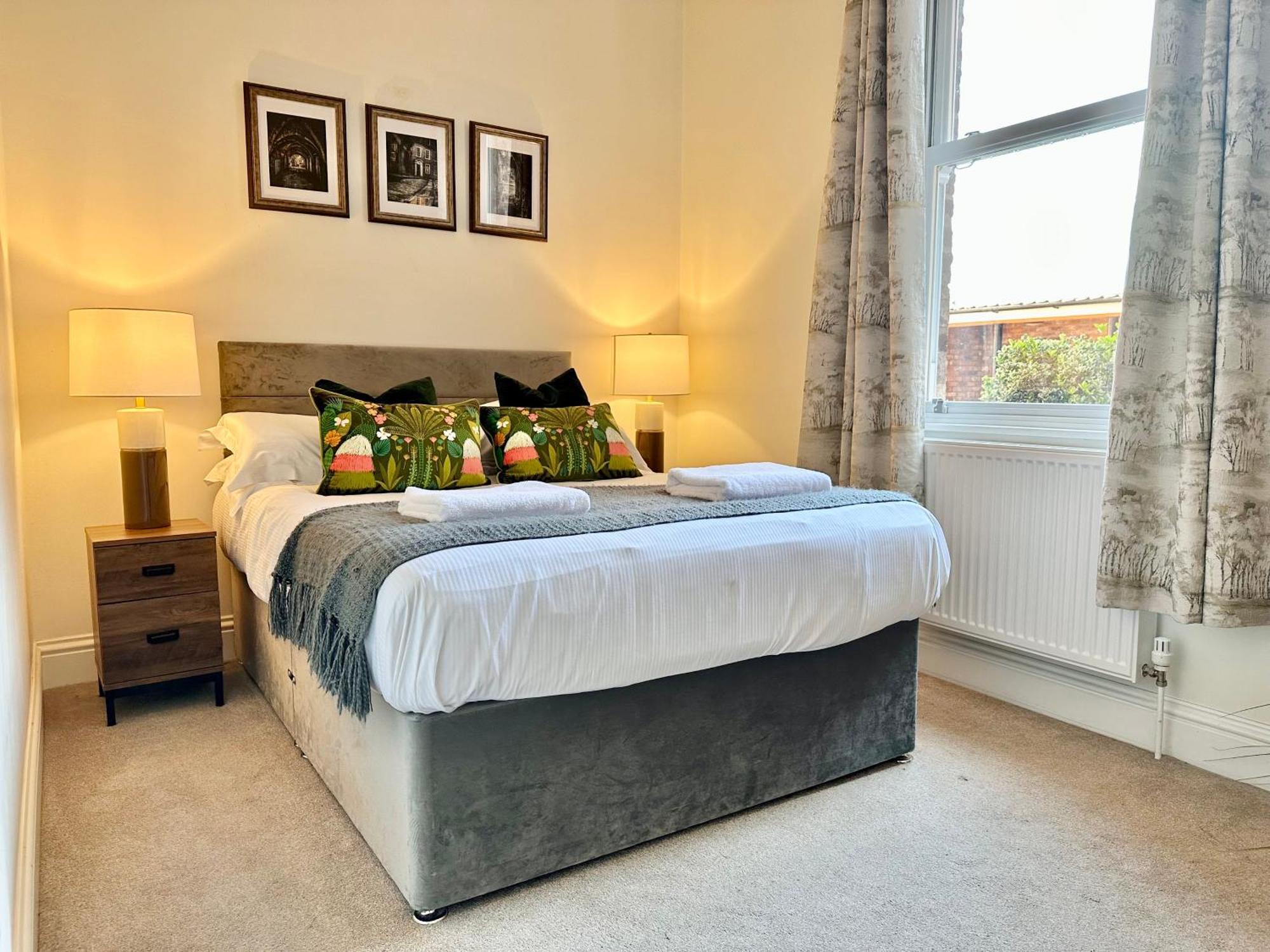 Clifford'S Reach At Bluebridge Court With Free Parking Apartment York Exterior foto